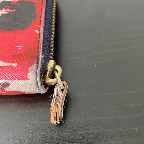 KATE SPADE Wallet - Picture 2 of 7